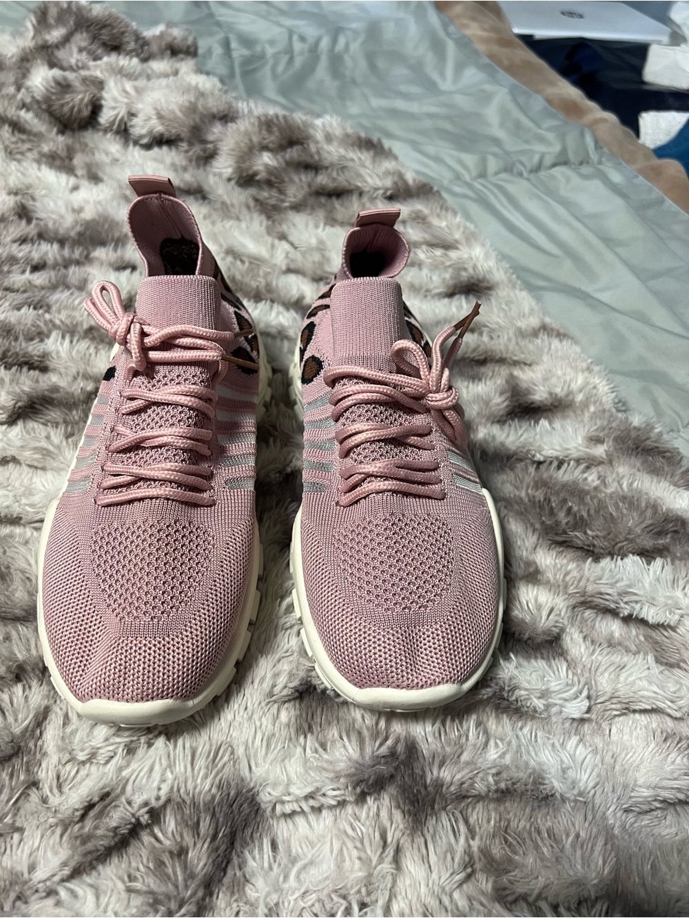 Women's Pink Knit Lace-Up Sneakers - Lightweight Comfort